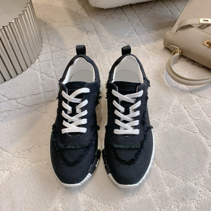 HM SNEAKER LOW SPORTS IN BLACK MESH