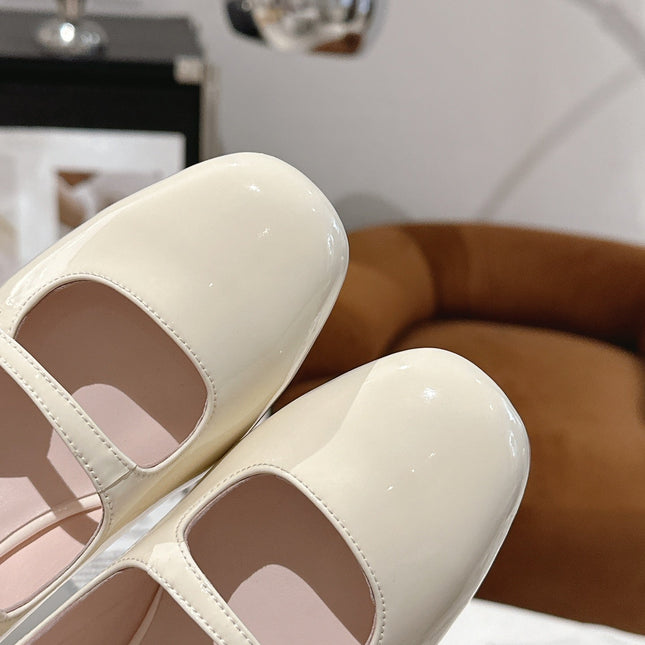 MINI TRES VIVIER STRASS BUCKLE BABIES BALLERINAS IN OFF WHITE PATENT CALFSKIN