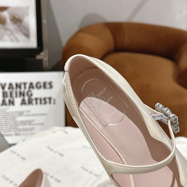 MINI TRES VIVIER STRASS BUCKLE BABIES BALLERINAS IN OFF WHITE PATENT CALFSKIN