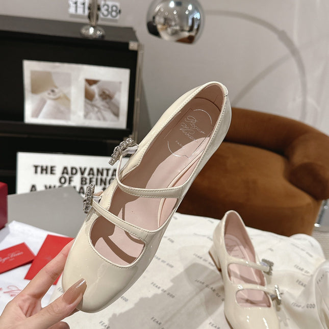 MINI TRES VIVIER STRASS BUCKLE BABIES BALLERINAS IN OFF WHITE PATENT CALFSKIN