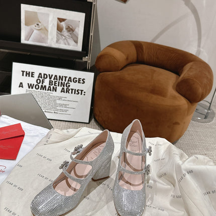 TRÈS VIVIER MARY JANE DOUBLE-STRAP PUMPS IN SILVER CALFSKIN FULLY EMBELLISHED CRYSTALS