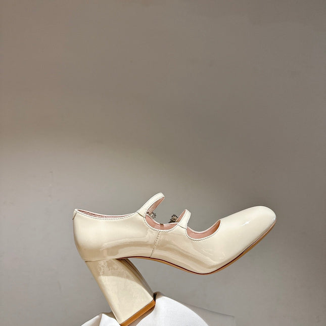 TRÈS VIVIER MARY JANE DOUBLE-STRAP PUMPS IN OFF WHITE PATENT CALFSKIN