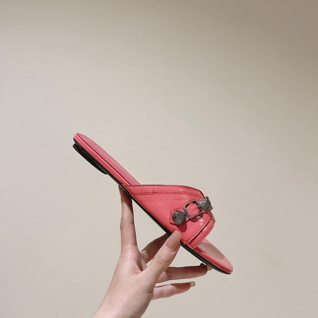 CAGOLE FLAT SANDALS IN ROMAN PINK WAX-OIL SHEEPSKIN