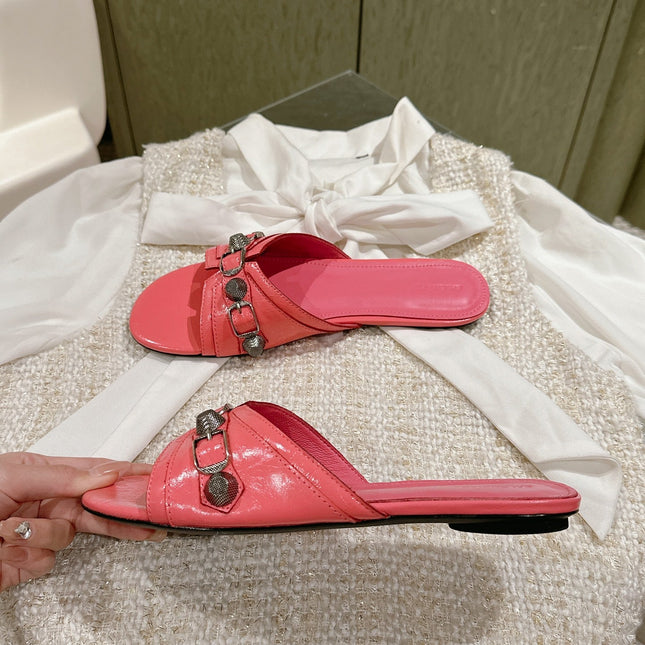 CAGOLE FLAT SANDALS IN ROMAN PINK WAX-OIL SHEEPSKIN