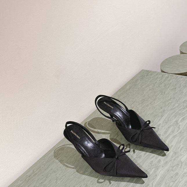 POINTED HIGH SLINGBLACK WITH BOW IN BLACK SILK