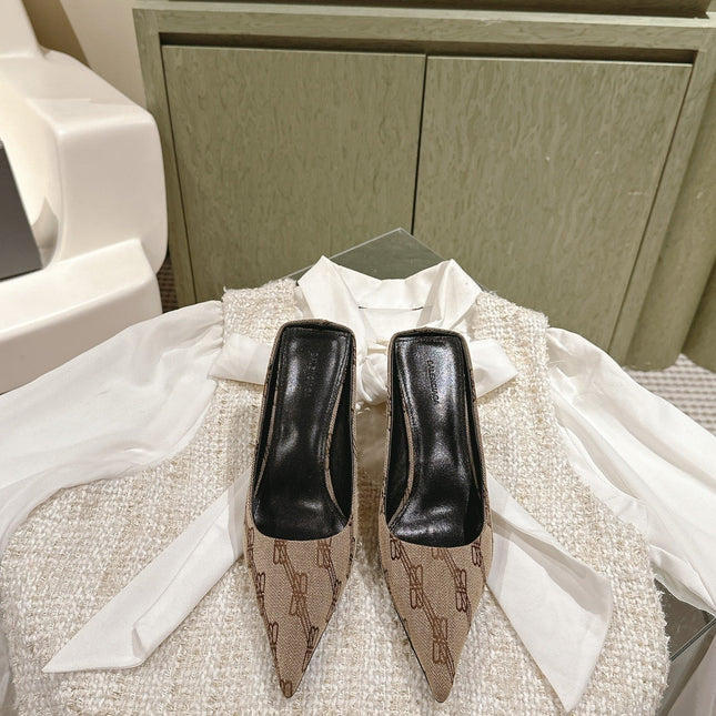 POINTED HIGH MULES IN BEIGE MONOGRAM JACQUARD FABRIC