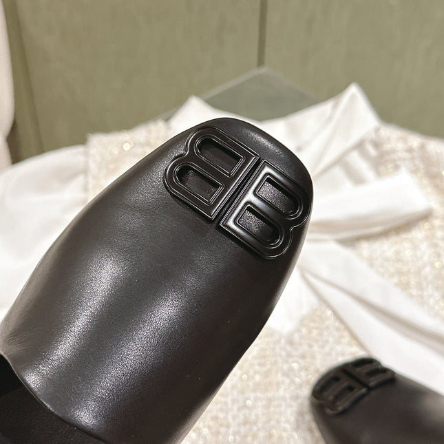 BLACK SHINY LAMBSKIN SQUARE TOE FLAT MULES BLACK BUCKLE