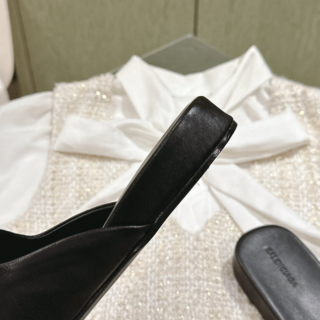 BLACK SHINY LAMBSKIN SQUARE TOE FLAT MULES BLACK BUCKLE