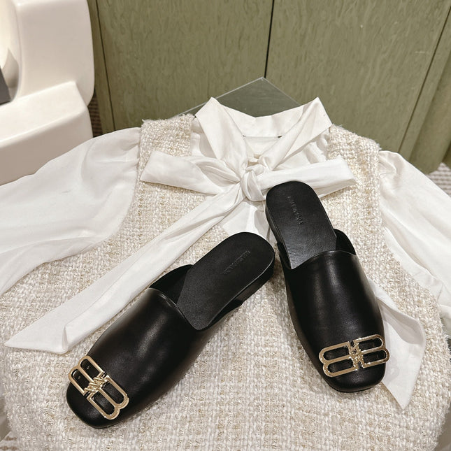 BLACK SHINY LAMBSKIN SQUARE TOE FLAT MULES GOLD BUCKLE