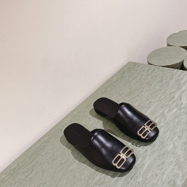 BLACK SHINY LAMBSKIN SQUARE TOE FLAT MULES GOLD BUCKLE