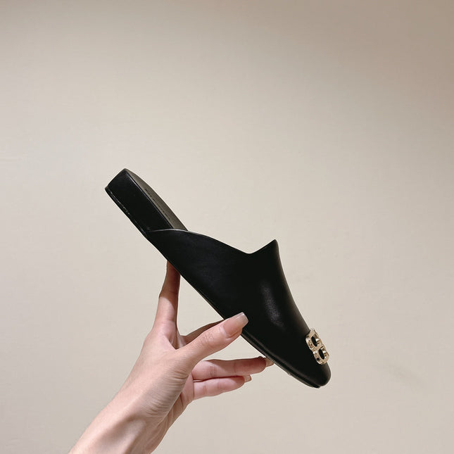 BLACK SHINY LAMBSKIN SQUARE TOE FLAT MULES GOLD BUCKLE
