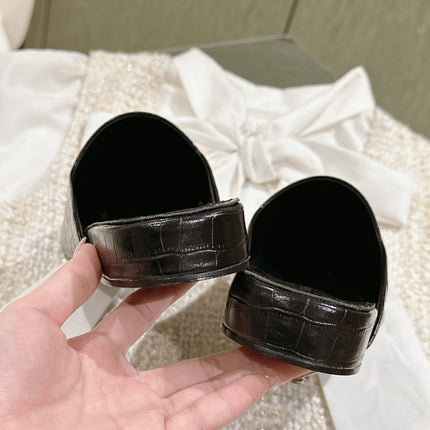 FLAT MULES IN BLACK CROCODILE EMBOSSED GLOSSY CALFSKIN