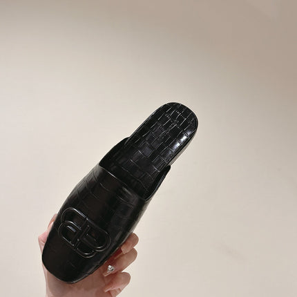 FLAT MULES IN BLACK CROCODILE EMBOSSED GLOSSY CALFSKIN