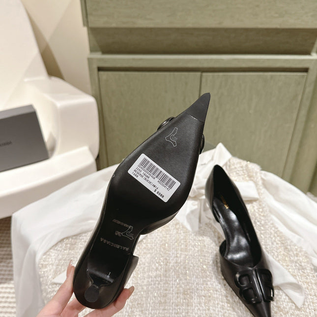 POINTED BB BLACK BUCKLE KITTEN HEEL PUMPS IN BLACK SMOOTH LAMBSKIN