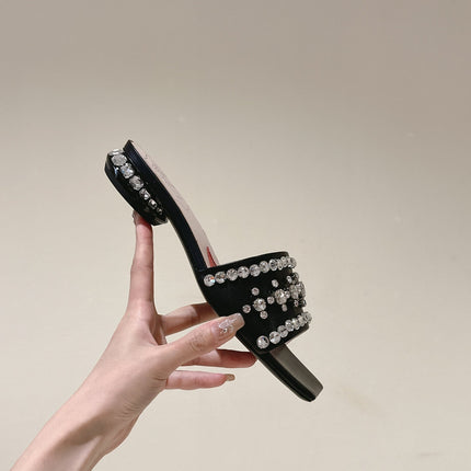 TRUMPET METALLIC MULES IN BLACK PATENT CALFSKIN WITH EMBELLISHED BUCKLE