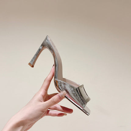 TRUMPET METALLIC MULES IN SILVER PATENT CALFSKIN