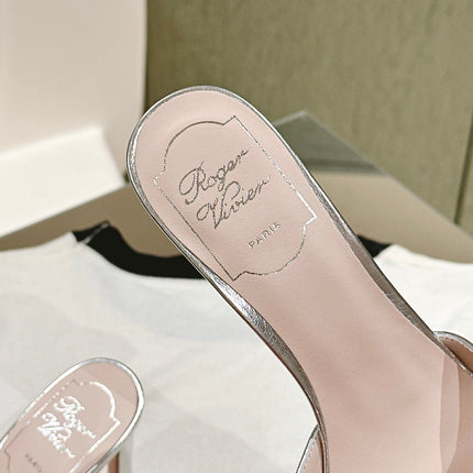 TRUMPET METALLIC MULES IN SILVER PATENT CALFSKIN