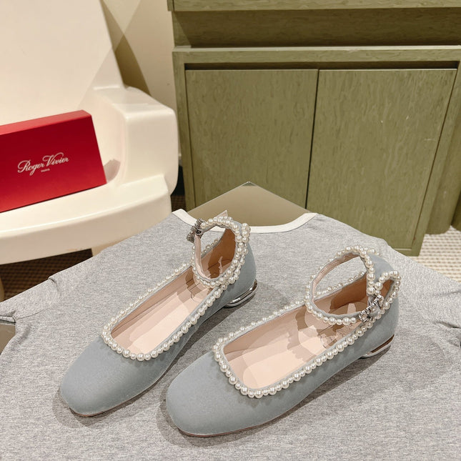 BALLERINAS MARY JANE IN GRAY SUEDE WITH PEARL TRIM