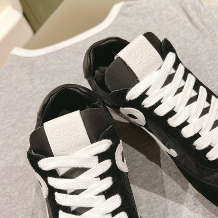 LW FLOW RUNNER TRAINERS IN BLACK SUEDE AND MESH