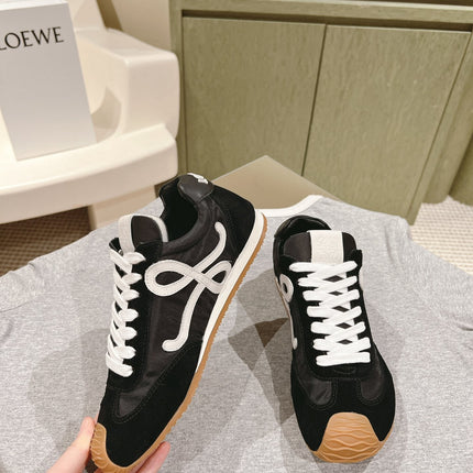 LW FLOW RUNNER TRAINERS IN BLACK SUEDE AND MESH