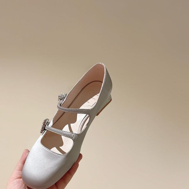 TRÈS VIVIER MARY JANE DOUBLE-STRAP IN SILVER SILK