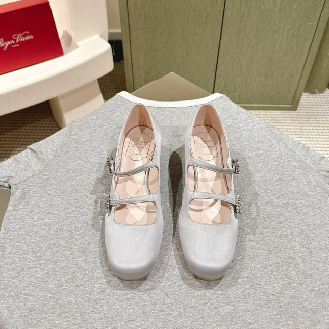 TRÈS VIVIER MARY JANE DOUBLE-STRAP IN SILVER SILK