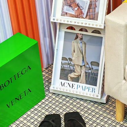 MARELLA THONG IN BLACK CALFSKIN WITH SIGNATURE INTRECCIATO INSOLE