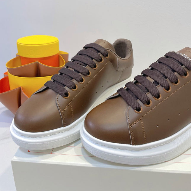 OVERSIZED SNEAKERS IN BROWN SMOOTH CALFSKIN