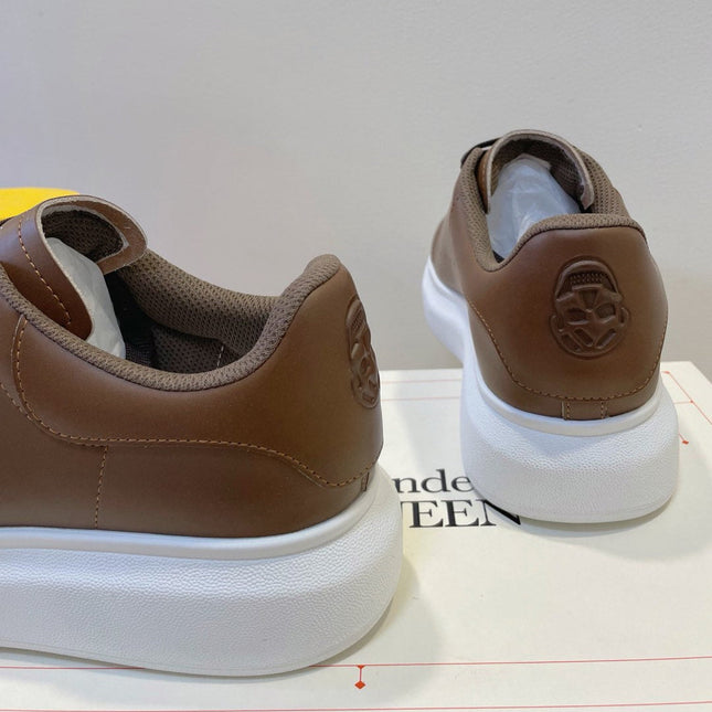 OVERSIZED SNEAKERS IN BROWN SMOOTH CALFSKIN