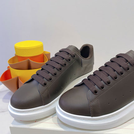 OVERSIZED SNEAKERS IN DARK BROWN SMOOTH CALFSKIN