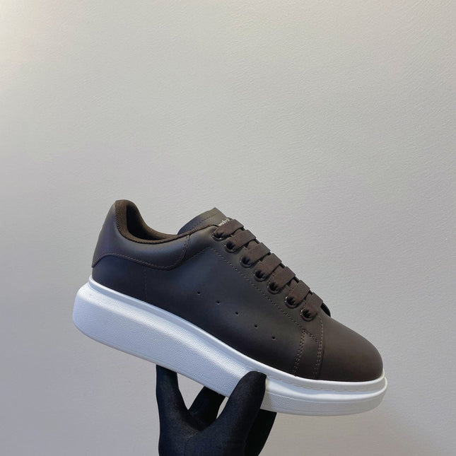 OVERSIZED SNEAKERS IN DARK BROWN SMOOTH CALFSKIN