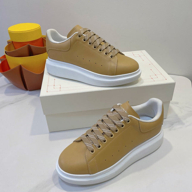 OVERSIZED SNEAKERS IN TAN BROWN SMOOTH CALFSKIN