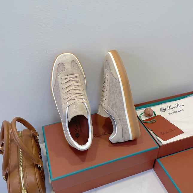 SNEAKERS IN LIGHT BEIGE SUEDE WITH CANVAS