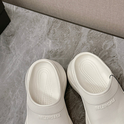 POOL CROCS SLIDE SANDAL IN WHITE RUBBER