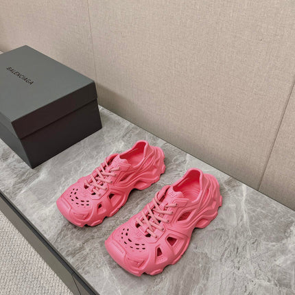 SNEAKERS IN PINK RUBBER