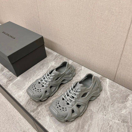SNEAKERS IN FRIAR GRAY RUBBER