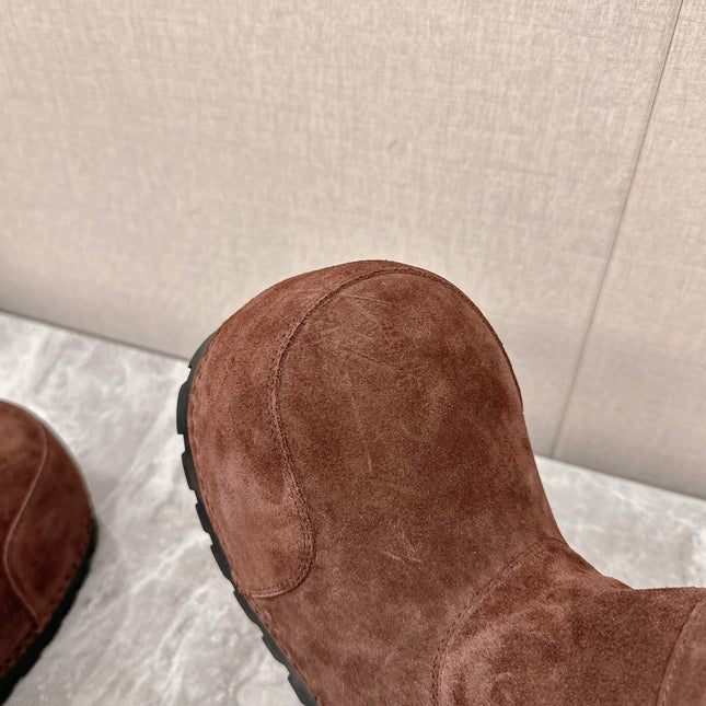ALASKA BOOTIE IN CHOCOLATE SUEDE AND WOOL LINING