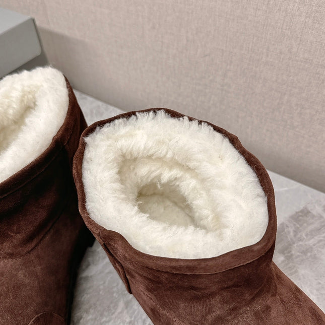 ALASKA BOOTIE IN CHOCOLATE SUEDE AND WOOL LINING