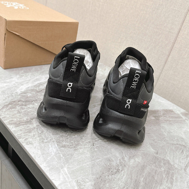 RUN SNEAKER IN BLACK SUEDE AND MESH FABRIC