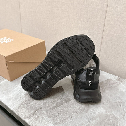 RUN SNEAKER IN BLACK SUEDE AND MESH FABRIC