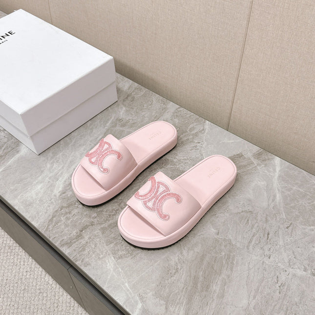 THICK-SOLED SLIDES IN LIGHT PINK SMOOTH LAMBSKIN LOGO WITH CRYSTALS