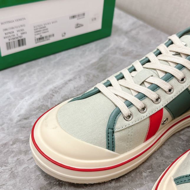 ELIOT SNEAKER IN GREEN PASTEL CANVAS AND CALFSKIN