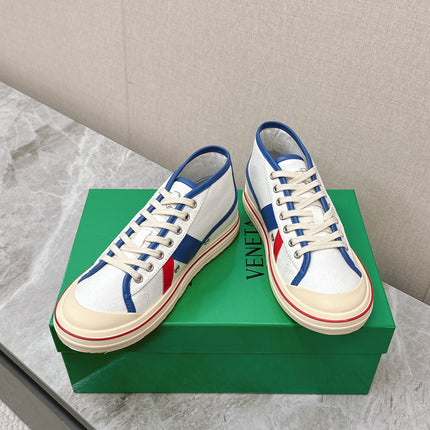 ELIOT SNEAKER IN WHITE CANVAS WITH NAVY BLUE CALFSKIN