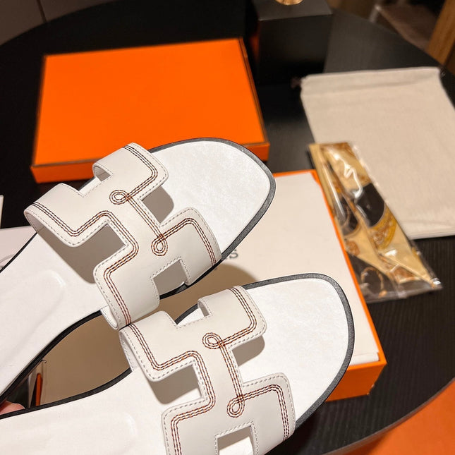 0RAN SANDAL Calfskin White