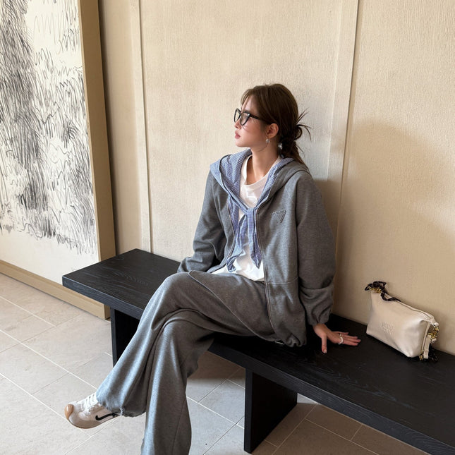 PRADA SWEATSHIRT AND SWEATPANTS SET STYLE 202