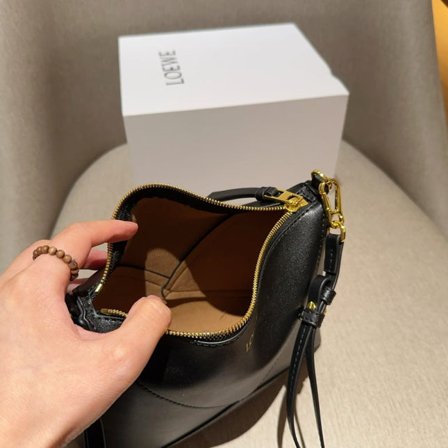 LOE 22 PUZZLE FOLD POUCH IN BLACK NAPPA CALFSKIN