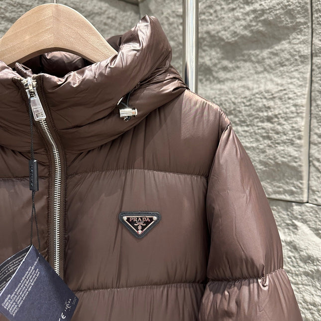 PRADA 25S MEDIUM-LENGTH GOOSE DOWN COAT 224