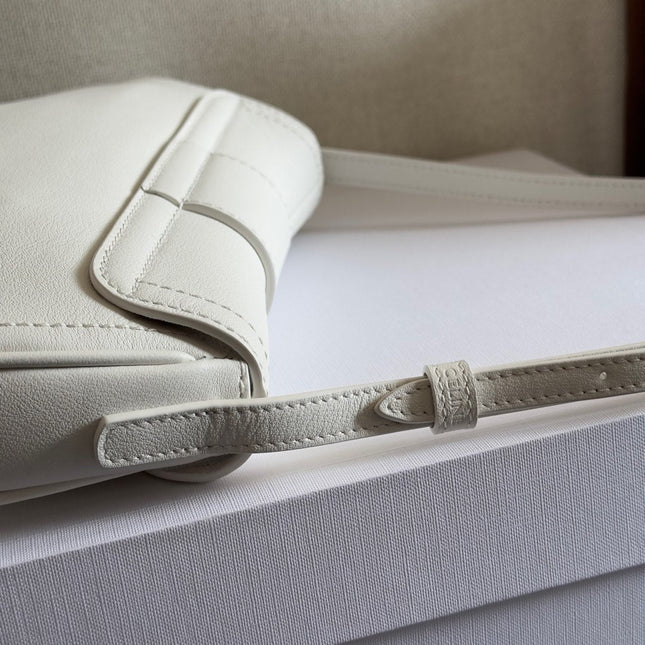 TEEN POLLY 29 IN WHITE CALFSKIN SILVER HARDWARE