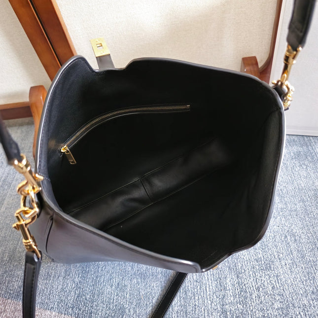 MEDIUM CAMILLE 16 SOFT BAG 36 BLACK IN SMOOTH CALFSKIN