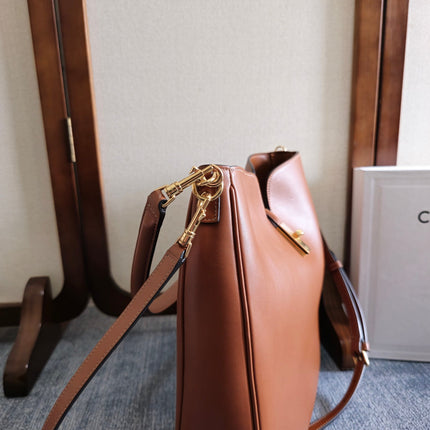 MEDIUM CAMILLE 16 SOFT BAG 36 BURNT SIENNA IN SMOOTH CALFSKIN